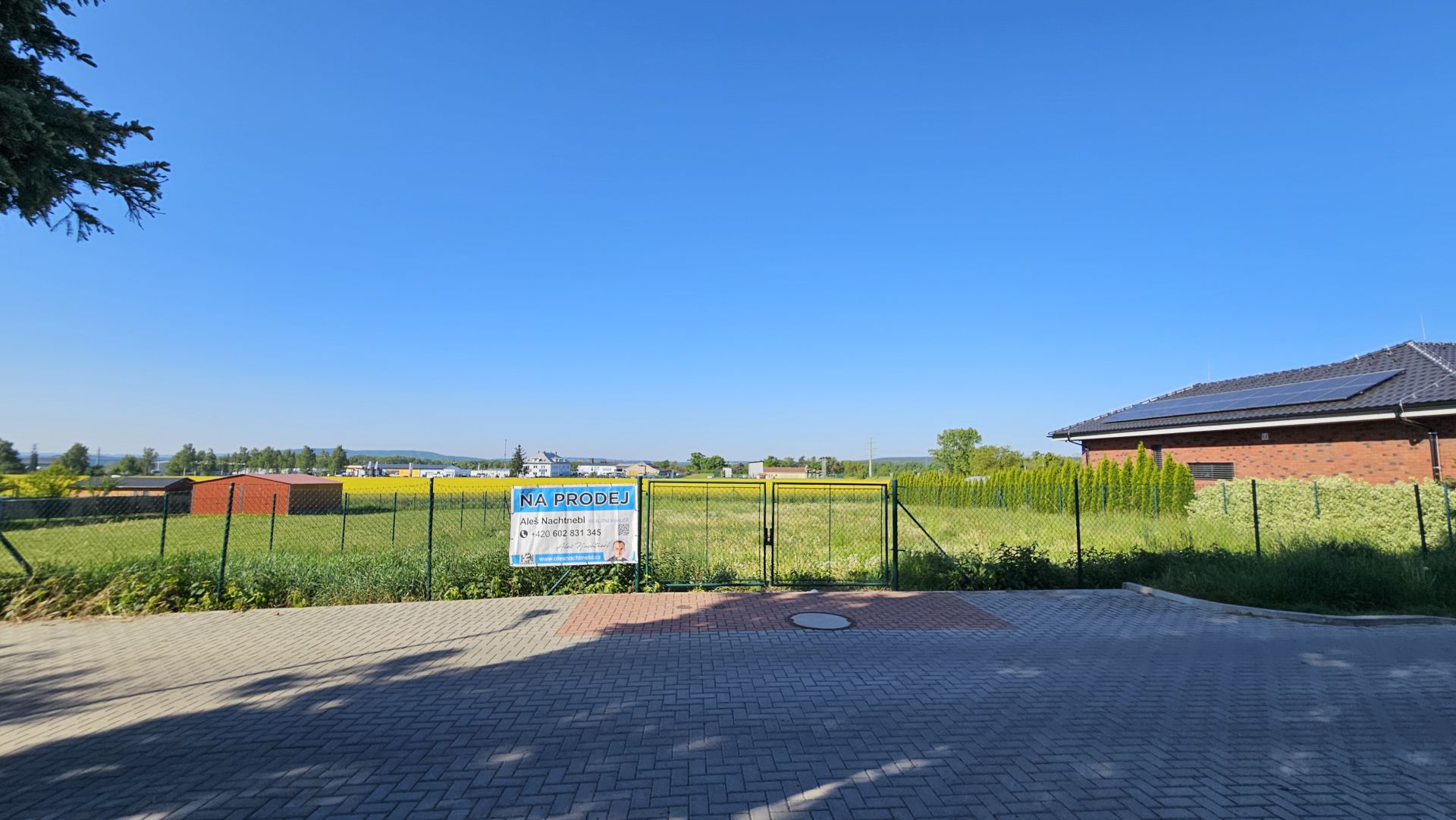 Stavební pozemek Mnichovo Hradiště, ul. Akátová 1006m2