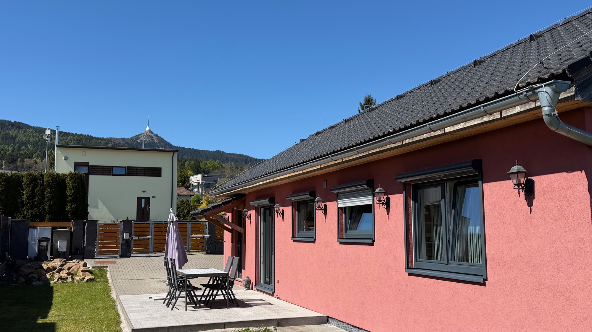 Bungalov 4+kk, 88m2, ul. Edisonova, Liberec  Doubí,  pozemek 616m2