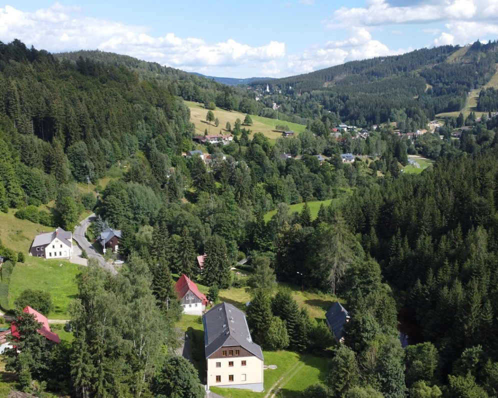 Stavební pozemek 1627 m2 Albrechtice v Jizerských horách