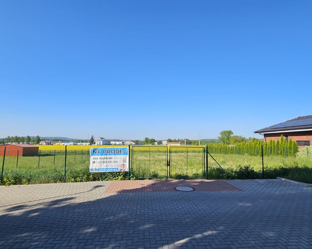 Stavební pozemek Mnichovo Hradiště, ul. Akátová 1006m2