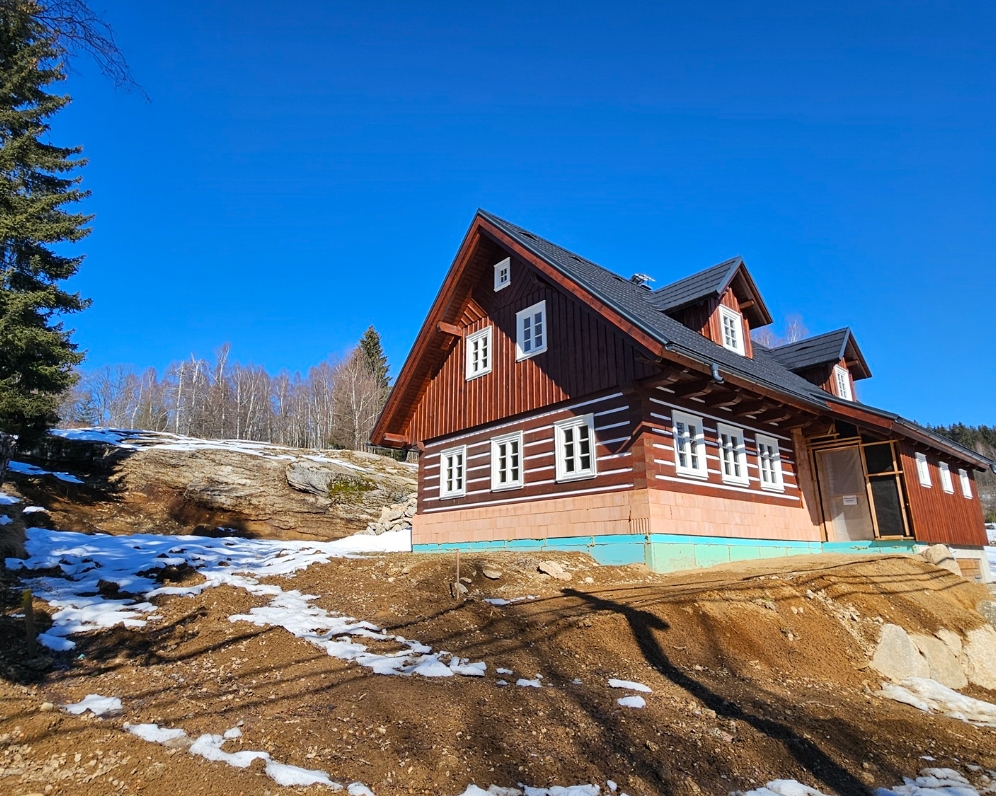 PRODEJ POLOROUBENÉ CHALUPY ALBRECHTICE V JIZERSKÝCH HORÁCH – MARIÁNSKÁ HORA