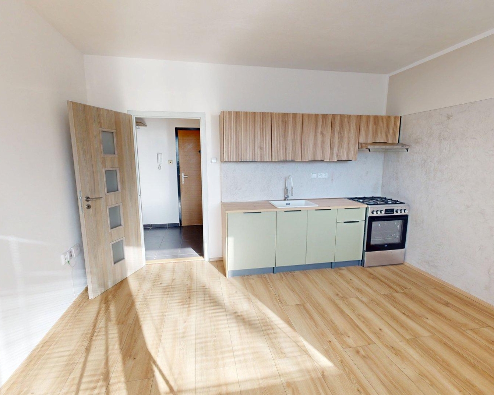 PRONÁJEM BYT 1+1, 42m2, ul. Vysoká, Jablonec nad Nisou